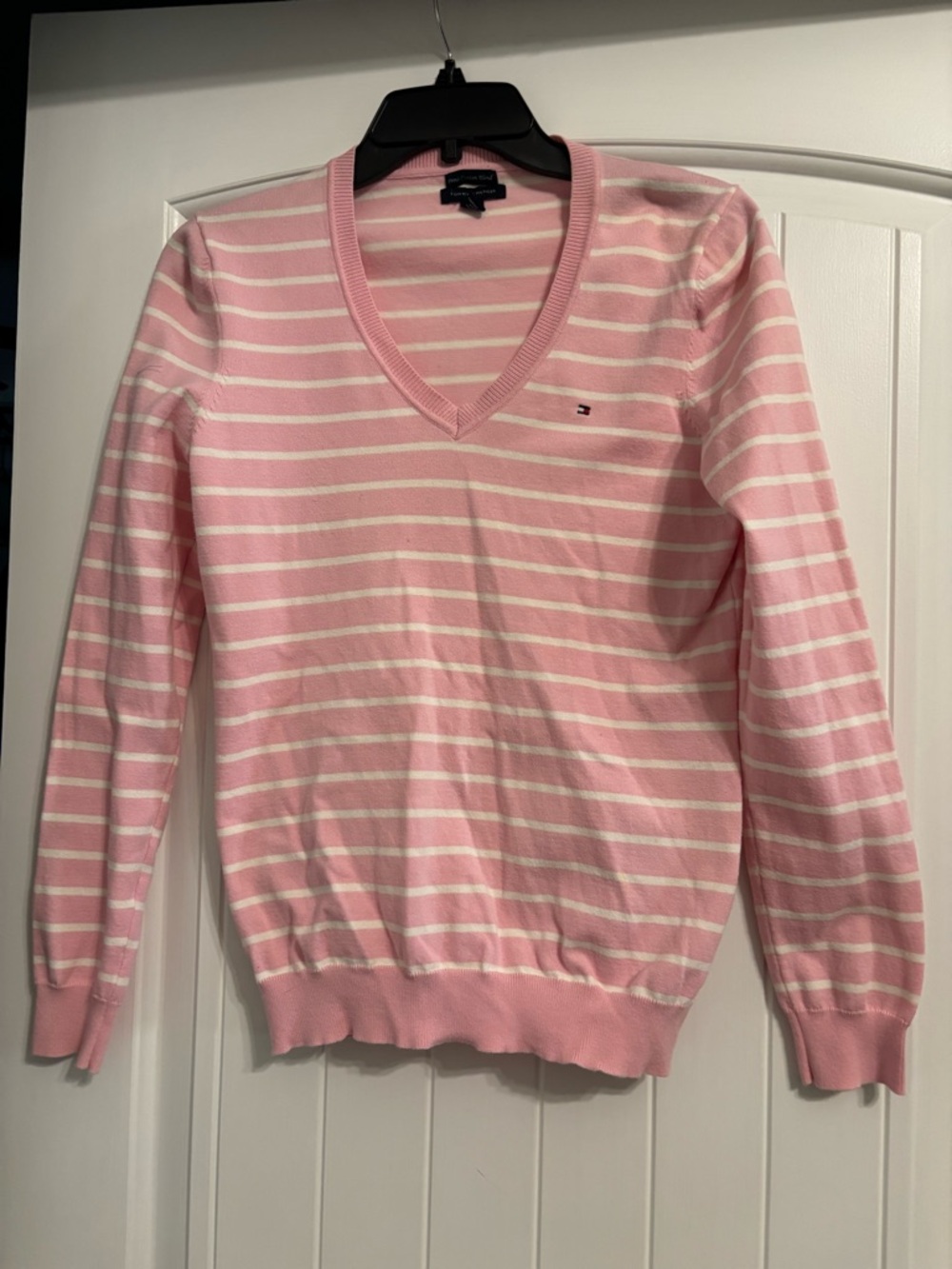 383) Tommy Hilfiger Pink & White Striped V-Neck Pullover